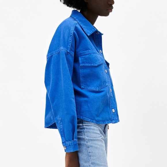 Zara Denim Cropped Overshirt in Blue - Picture 5 of 6